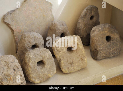 Epoca romana. Contrappeso. Dall'anfiteatro di Tarraco. Esso dovrebbe formare parte di macchinari di scena degli spettacoli. Museo Archeologico Nazionale. Tarragona. La Catalogna, Spagna. Foto Stock