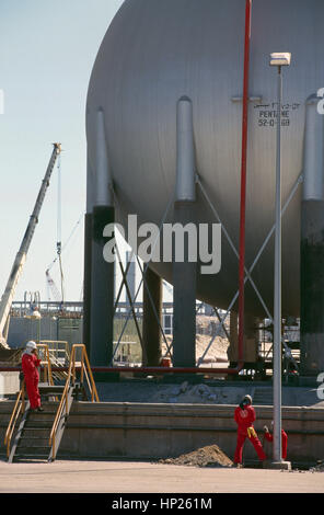 Il più grande del mondo di raffineria di petrolio a Ras Tanura in Arabia Saudita, azionato dalla Saudi Aramco, i mondi più grande produttore di petrolio. Foto Stock