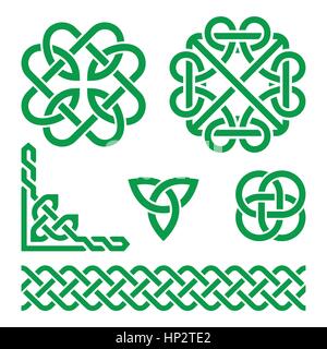 Celtic knots modelli verde - vettore. Set di tradizionali simboli celtici, nodi, trecce isolato su bianco Illustrazione Vettoriale