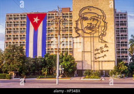 Ministero dell'interno con il murale Ernesto che Guevara, Piazza della Rivoluzione, ''Plaza de la Revolucion'', la Habana, Cuba Foto Stock