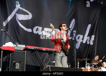 BENICASSIM, Spagna - 17 Luglio: Razorlight (Inglese indie rock band) in concerto a FIB Festival il 17 luglio 2014 a Benicassim, Spagna. Foto Stock