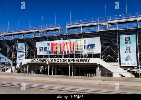 Indianapolis - Circa Febbraio 2017: porta due ingresso al Motor Speedway di Indianapolis. Il sistema IMS si prepara per la 101st in esecuzione della Indy 500 VII Foto Stock