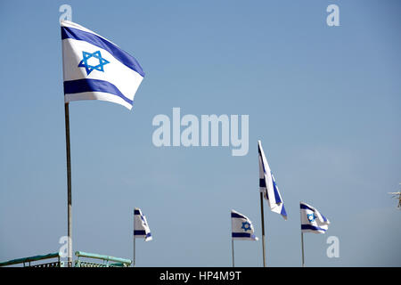 Bandiera di Israele al vento, tel aviv, Israele Foto Stock