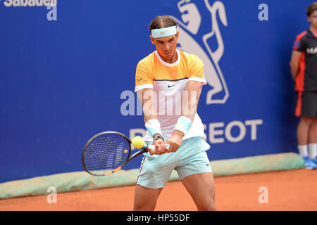 Barcellona - 22 APR: Rafa Nadal (spagnolo giocatore di tennis) svolge in ATP Barcelona Open Banc Sabadell Conde de Godo torneo su Aprile 22, 2015 in bar Foto Stock