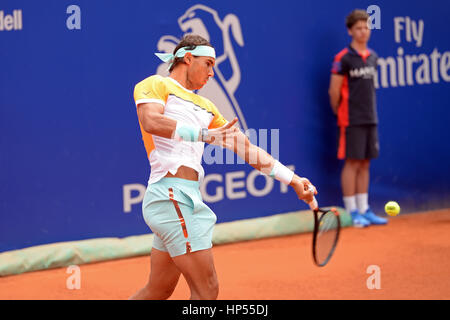 Barcellona - 22 APR: Rafa Nadal (spagnolo giocatore di tennis) svolge in ATP Barcelona Open Banc Sabadell Conde de Godo torneo su Aprile 22, 2015 in bar Foto Stock