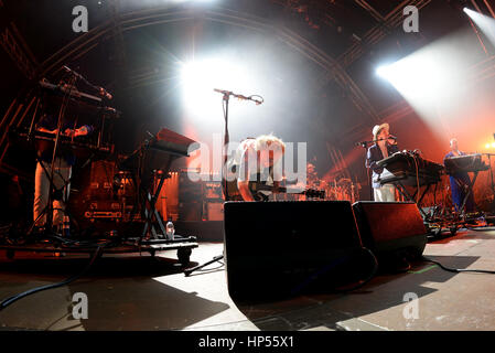 Barcellona - Jun 19: Hot Chip (electronic music band) live performance al Sonar Festival il 19 giugno 2015 a Barcellona, Spagna. Foto Stock