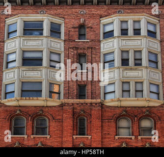 Elegante appartamento urbano facciata di edificio Foto Stock