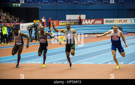 Birmingham, Regno Unito. 18 Febbraio, 2017. Ronnie Baker di USA vince il Uomini 60m dalla Finale Kim Collins di St Kitts e Nevis e Richard Kilty di Gran Bretagna durante il Muller Indoor Grand Prix 2017 a Barclaycard Arena il 18 febbraio 2017 a Birmingham, Inghilterra Credito: Gary Mitchell/Alamy Live News Foto Stock