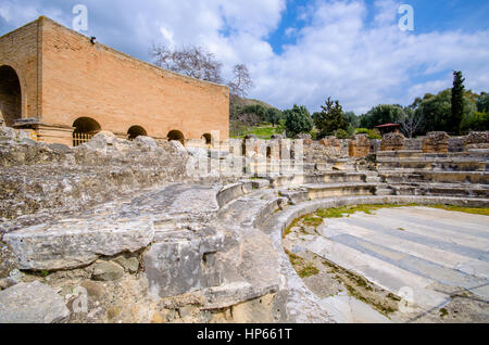 Odeon antico in gortyn. messara pianura, Creta, Grecia. gortyn, gortys o ' Gortina è un sito archeologico sull'isola mediterranea di creta, Unesco Foto Stock