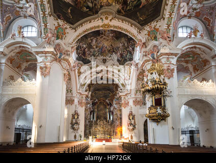 EINSIEDELN, Svizzera - 11 settembre 2016: una vista dell'interno dell'Abbazia di Einsiedeln, una famosa chiesa cattolica nel Cantone di Svitto. Foto Stock