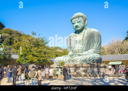 Il Buddha gigante o Daibutsu famoso luogo a Kamakura, Giappone. Foto Stock