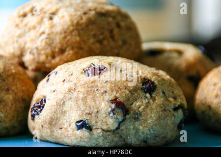 Appena sfornato scones inglese Foto Stock