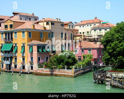 Bellissimi palazzi sul Canal Grande a Venezia, Italia Foto Stock