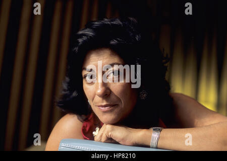 Almudena GRANDES - Data : 20031001 ©Basso Cannarsa/Opale Foto Stock