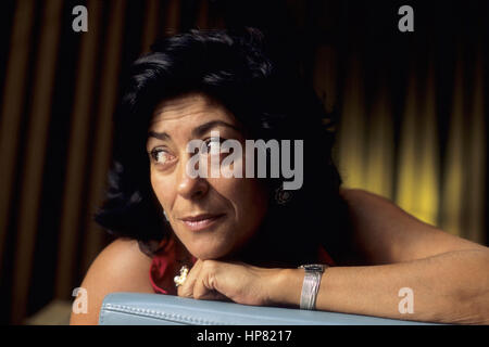 Almudena GRANDES - Data : 20031001 ©Basso Cannarsa/Opale Foto Stock