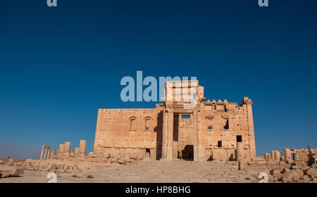 Tempio fortificato di Bel/Baal Shamin in Palmyra, Siria Palmyra, Siria - Ottobre 10, 2010: le rovine della città antica Palmyra prima della guerra. Foto Stock