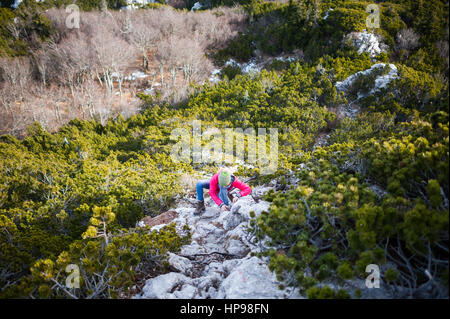 Escursionismo nel Nord Velebit parco nazionale, Croazia Foto Stock