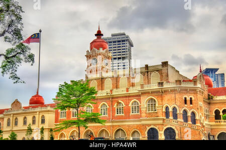 Palazzo Sultano Abdul Samad a Kuala Lumpur. Costruito nel 1897, ospita oggi gli uffici del Ministero delle informazioni. Malaysia Foto Stock