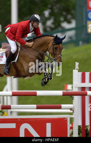 Affidabilità NC Grand Prix - Ian Millar (CAN) di equitazione in stile presso il National Abete rosso di prati, Giugno 2006 Foto Stock