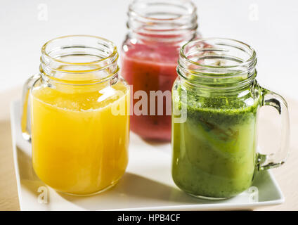 Drei glaeser mit frullati Foto Stock