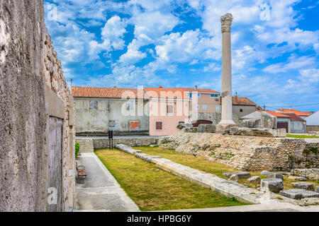 Tempio romano nella città di Nin, Croazia. Foto Stock