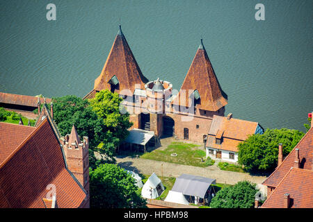 Castello di Malbork impianto gotico in mattoni, fiume di Nogat, città di Malbork, sede del Gran Maestro dell'Ordine Teutonico, Tedesco Cavalieri Teutonici, Pomorskie, Pol Foto Stock