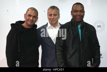 Top Gear presentatori, Chris Harris (sinistra), Matt LeBlanc (centro) e Rory Reid frequentare la vetrina gala per BBC Worldwide in all'ACC di Liverpool. Foto Stock