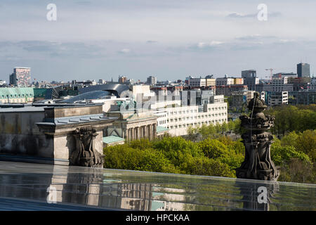 La germania,Berlino,cityscape dalla cupola del Reichstag Foto Stock