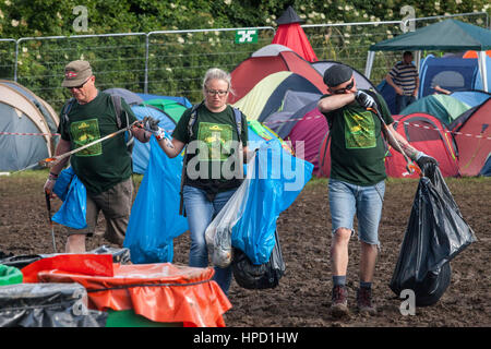 Il centro di riciclaggio a Glastonbury. I costi It £780,000 per lo smaltimento e il riciclo di rifiuti al Glastonbury festival.Il Festival si impegna a continuare Foto Stock