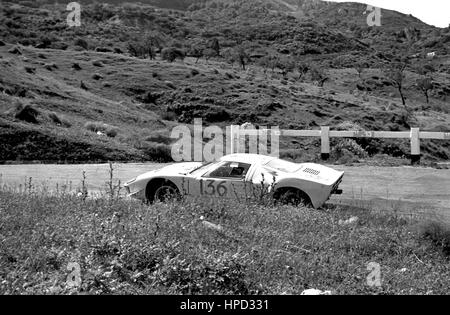 1968 Terry Drury GB Ford GT40 Targa Florio 54th Foto Stock