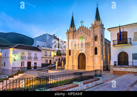 Chiesa di Santa Vera Cruz in serata a Alhaurin el Grande, provincia di Malaga, Andalusia, Spagna Foto Stock