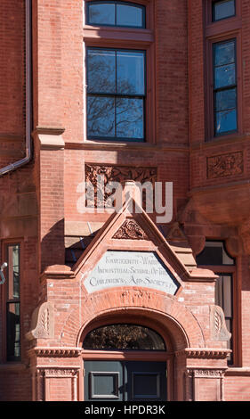 Edificio ornato in Manhattan inferiore case quattordicesima Ward scuola industriale dei bambini nella società di aiuto Foto Stock