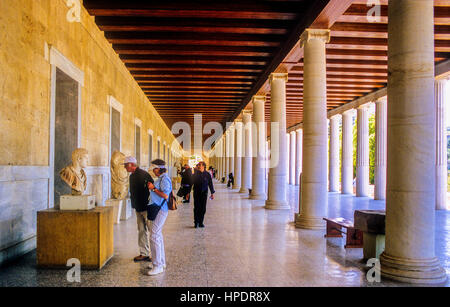 Agora, Stoa di Attalos ospita oggi il museo di Antica Agora, Atene, Grecia, Europa Foto Stock