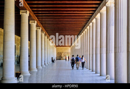 Agora, Stoa di Attalos ospita oggi il museo di Antica Agora, Atene, Grecia, Europa Foto Stock