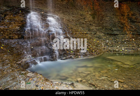 Lunga esposizione della gallina blu scende in Cuyahoga Valley National Park, Ohio. Foto Stock