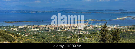 Vista panoramica alla città di Lefkada a Lefkada isola del mar Ionio, Grecia Foto Stock