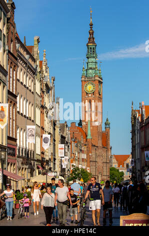 Rechtstädtische Rathaus und die Langgasse, Rathausturm, Danzica, Danzica, Pomorskie, Woiwodschaft Pommern, Polen Foto Stock