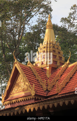 Cambogia Siem Reap, tempio buddista, tetto e guglie, Foto Stock