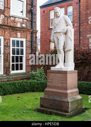 Statua di William Wilberforce a Wilberforce House Museum a Hull in Inghilterra dello Yorkshire Foto Stock