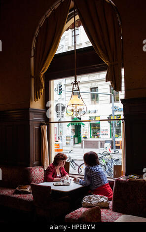 Il Café Sperl, Gumpendorfer Straße 11, Vienna, Austria, Europa Foto Stock