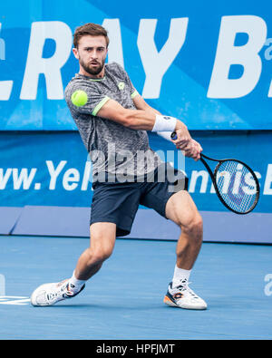 Delray Beach, Palm Beach County, noi. Il 21 febbraio, 2017. American tennis pro TIM SMYCZEK in azione sulla corte durante la Delray Beach Open, ATP World Tour primo round al Delray Beach Tennis Center. Canadian MILOS RAONIC sconfitto 6-1, 6-4. Credito: Arnold Drapkin/ZUMA filo/Alamy Live News Foto Stock