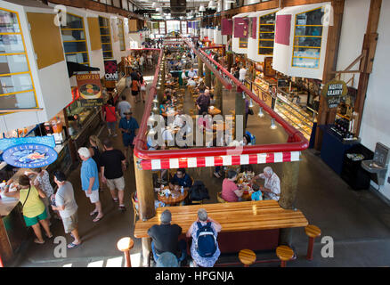 Alimenti biologici mercato su Granville Island, Vancouver Foto Stock