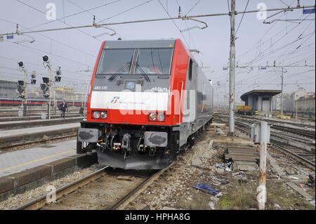 Treno di Polo Mercitalia, raggruppamento delle FS italiana società del gruppo operanti nel settore del trasporto merci e logistica Foto Stock