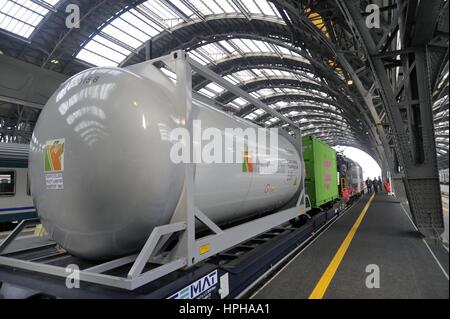 Treno di Polo Mercitalia, raggruppamento delle FS italiana società del gruppo operanti nel settore del trasporto merci e logistica Foto Stock