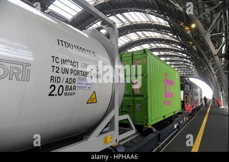 Treno di Polo Mercitalia, raggruppamento delle FS italiana società del gruppo operanti nel settore del trasporto merci e logistica Foto Stock