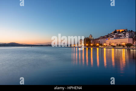 Šibenik di notte Foto Stock