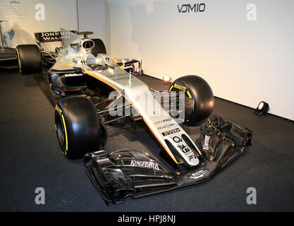 Il Sahara Force India F1 VJM10 durante la Force India 2017 Lancio auto a Silverstone, Towcester. Stampa foto di associazione. Picture Data: mercoledì 22 febbraio 2017. Vedere PA storia AUTO Force India. Foto di credito dovrebbe leggere: Nigel francese/filo PA. Restrizioni: solo uso editoriale. Uso commerciale con il previo consenso di squadre. Foto Stock