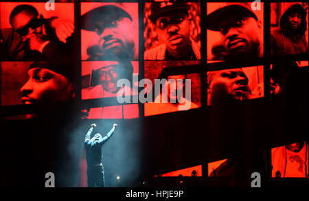 Skepta esibirsi sul palco a Brit Awards all'O2 Arena, Londra. Foto Stock