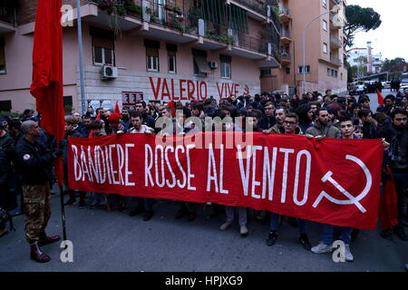 Roma, Italia. Il 22 febbraio, 2017. Dimostrazione per ricordare Valerio Verbano, la giovane età di 18 militante autonoma ucciso da un commando di neo-fascisti il 22 febbraio 1980. Credito: Matteo Nardone/Pacific Press/Alamy Live News Foto Stock