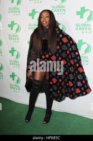 Hollywood, CA. Il 22 febbraio, 2017. Estelle, a quattordicesimo globale annuo pre verde Oscar Party, TAO Hollywood In California il 22 febbraio 2017. Credito: Faye Sadou/media/punzone Alamy Live News Foto Stock